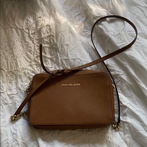 Michale Kors jet set small cross body bag